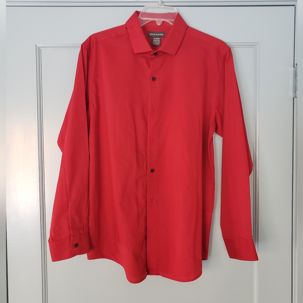 Dockers Boy's Button Down Red Dress Shirt size 18